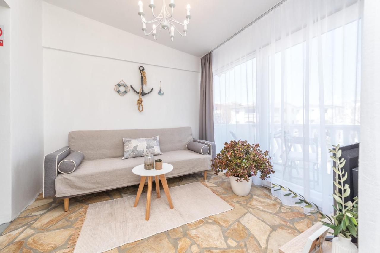 Apartment Tema Vir Exterior photo